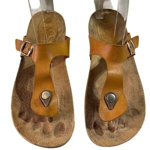 Yokono Made in Spain Tan Leather Thong Sandals Buckle T-Strap Comfort Slides